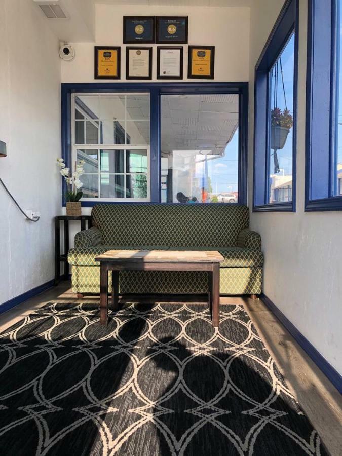 أوكلاهوما سيتي Budget Inn & Suites المظهر الخارجي الصورة